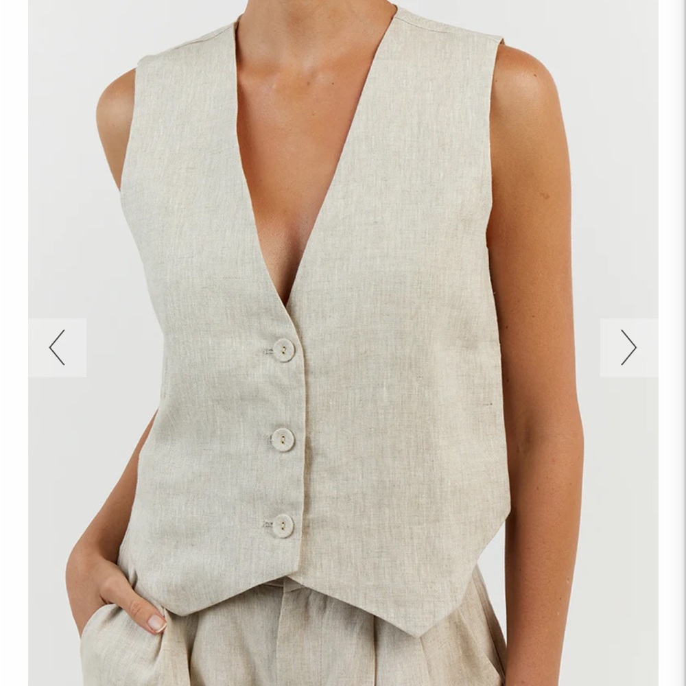 Brand new with tags DISSH linen vest